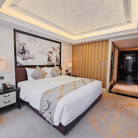 Renhe Spring Hotel Чэнду Экстерьер фото
